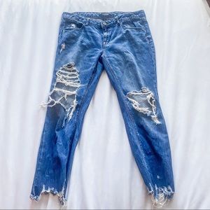Refuge Destroyed Distressed Blue Jeans